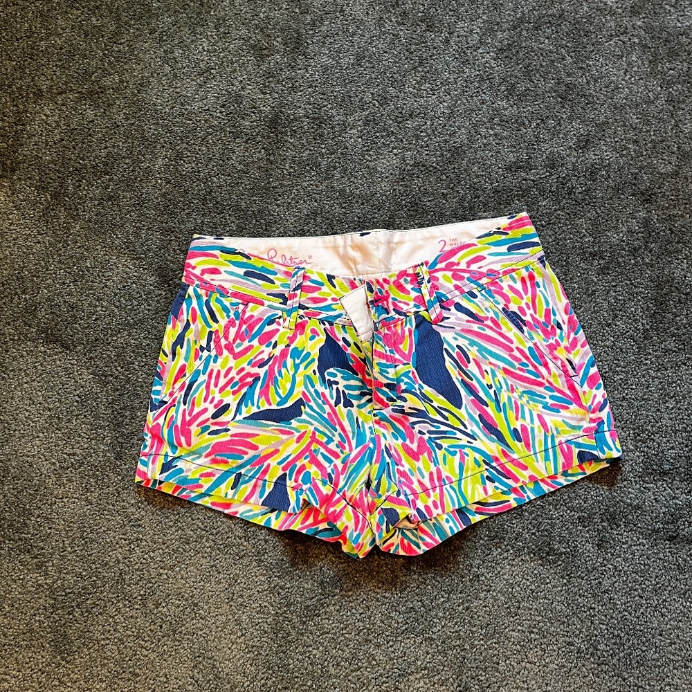 Lily Pulitzer Walsh shorts size 2